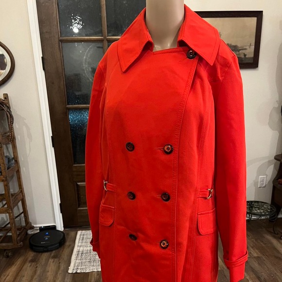 1970s red coat by Davis of Boston - Picture 2 of 5